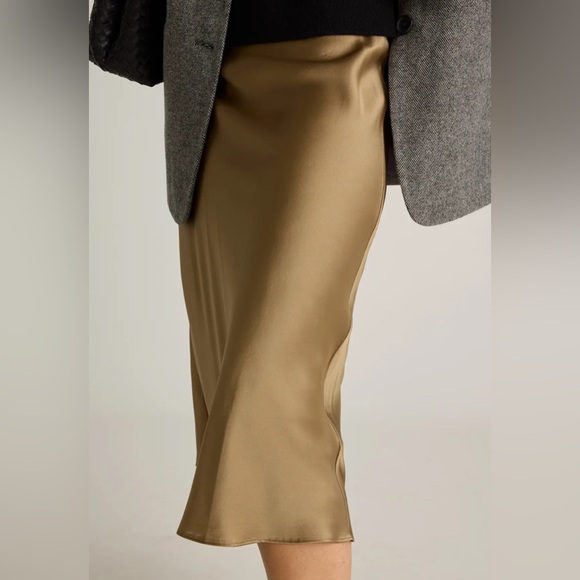 NWT quince 100% mulberry washable silk midi skirt in dogwood taupe colorway 2X - Picture 5 of 5